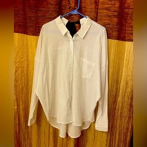 Elegant White Button-Down Shirt with Stylish Black Tie Back